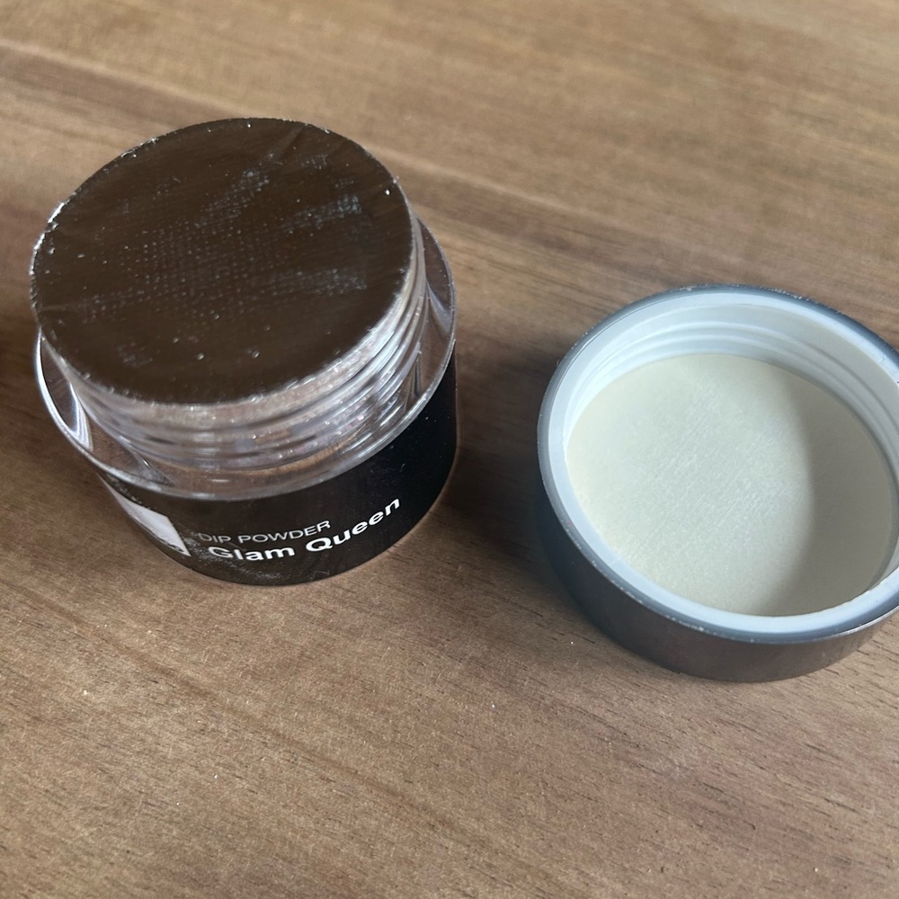 Nailboo Glam Queen Sparkling Glitter Dip Powder - Picture 8 of 8